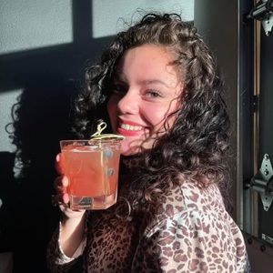 Meet your Posher, Andrea